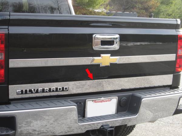 QAA - Chevrolet Silverado 2014-2018, 2-door, 4-door, Pickup Truck (1 piece Stainless Steel Tailgate Accent Trim 3.75" Width, With cut out for SILVERADO logo ) RT54181 QAA