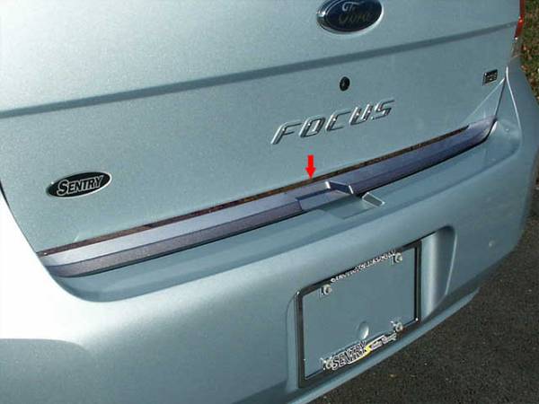 QAA - Ford Focus 2008-2011, 4-door, Sedan (1 piece Stainless Steel Rear Deck Trim, Trunk Lid Accent 1.75" Width ) RD48345 QAA