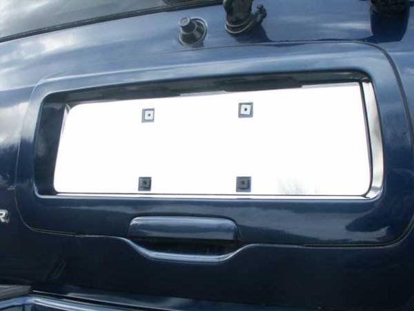 QAA - GMC Envoy 2002-2009, 4-door, SUV (1 piece Stainless Steel License Plate Bezel ) LP42290 QAA