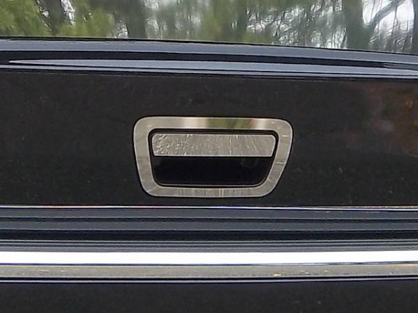 QAA - Jeep Grand Cherokee 2011-2013, 4-door, SUV (2 piece Stainless Steel Tailgate Handle Accent Trim ) DH51080 QAA