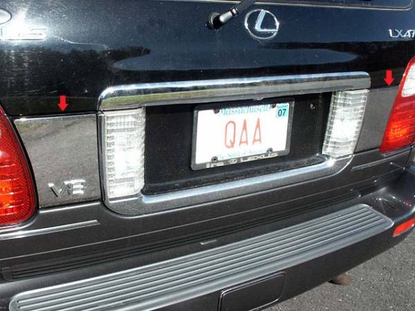 QAA - Lexus LX470 2004-2007, 4-door, SUV (2 piece Stainless Steel Trunk Hatch Accent Trim ) TP24120 QAA