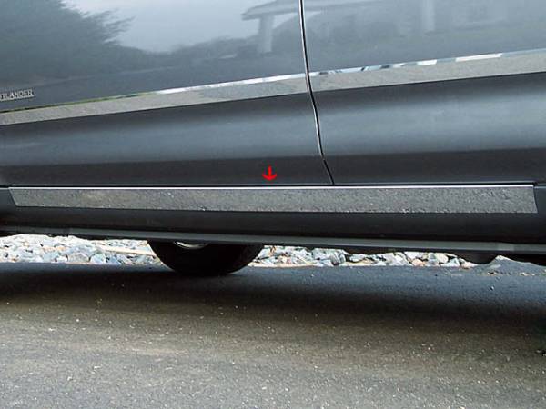 QAA - Mitsubishi Outlander 2007-2009, 4-door, SUV (2 piece Stainless Steel Rocker Panel Trim, On the rocker 2.7" Width Installs below the door.) TH27010 QAA