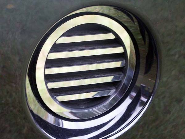 QAA - Nissan Titan 2004-2015, 4-door, Pickup Truck (12 piece Stainless Steel Front Vent Trim Ring and five horizontal vent pieces each ) FV24520 QAA