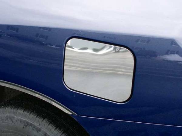 QAA - Toyota Highlander 2001-2007, 4-door, SUV (1 piece Stainless Steel Gas Door Cover Trim Warning: This is NOT a replacement cap. You MUST have existing gas door to install this piece ) GC22185 QAA