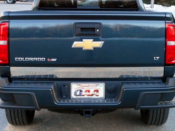 QAA - Chevrolet Colorado 2015-2020, 4-door, Pickup Truck (1 piece Stainless Steel Tailgate Accent Trim 4" Width ) RT55150 QAA