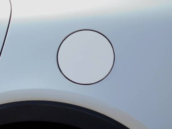 QAA - Kia Sorento 2016-2020, 4-door, SUV (1 piece Stainless Steel Gas Door Cover Trim Warning: This is NOT a replacement cap. You MUST have existing gas door to install this piece ) GC16820 QAA