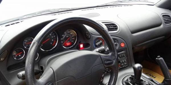 Intro-Tech Automotive - Mazda RX7 1994-1995 - DashCare Dash Cover