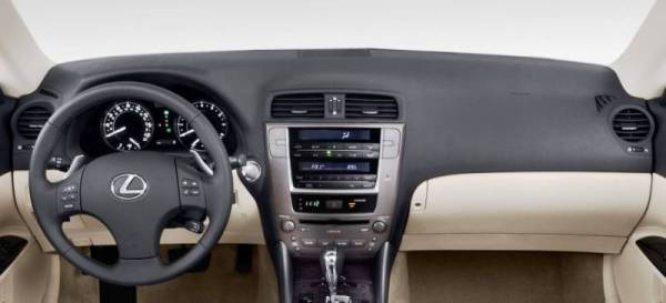 Intro-Tech Automotive - Lexus IS Convertible 2010-2015 -  DashCare Dash Cover