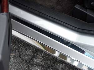 Chrome Trim - Door Sill Trim - QAA - Cadillac SRX 2004-2009, 4-door, SUV (4 piece Stainless Steel Door Sill trim ) DS44260 QAA