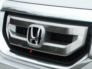 QAA - Honda Pilot 2009-2011, 4-door, SUV (1 piece Stainless Steel Front Grille Accent Trim ) SG29260 QAA - Image 1