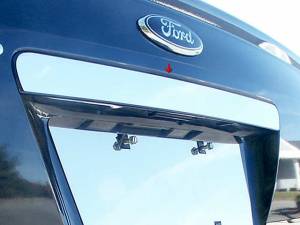 Ford Taurus 2008-2009, 4-door, Sedan (1 piece Stainless Steel License Bar, Above plate accent Trim ) LB45490 QAA