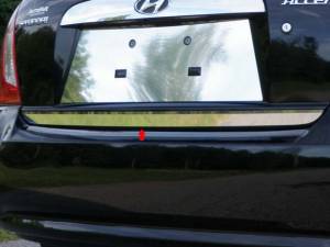 Hyundai Accent 2006-2011, 4-door, Sedan (1 piece Stainless Steel Rear Deck Trim, Trunk Lid Accent 1.5" Width, with top crease ) RD27365 QAA
