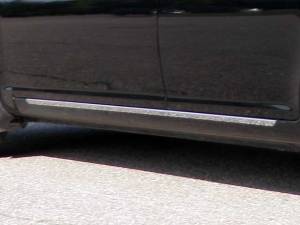 QAA - Hyundai Accent 2006-2011, 4-door, Sedan (2 piece Stainless Steel Rocker Panel Trim, On the rocker 1.25" Width, With trim crease Installs below the door.) TH27365 QAA - Image 1