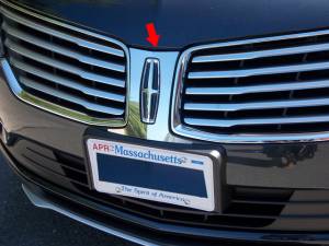 Lincoln MKC 2015-2018, 4-door, SUV (1 piece Stainless Steel Front Grille Accent Trim Logo Surround ) SG55640 QAA