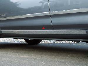 QAA - Mitsubishi Outlander 2007-2009, 4-door, SUV (2 piece Stainless Steel Rocker Panel Trim, On the rocker 2.7" Width Installs below the door.) TH27010 QAA - Image 1