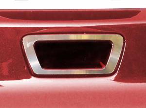 Saturn Outlook 2007-2009, 4-door, SUV (1 piece Stainless Steel Tailgate Handle Accent Trim Ring ) DH47425 QAA
