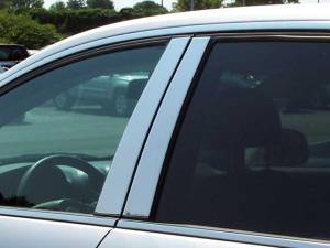 Saturn Vue 2008-2009, 4-door, SUV (4 piece Stainless Steel Pillar Post Trim ) PP48440 QAA