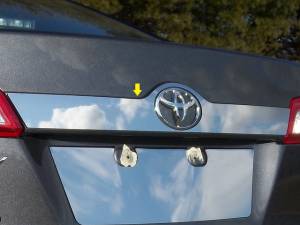 Toyota Camry 2012-2014, 4-door, Sedan (1 piece Stainless Steel License Bar, Above plate accent Trim ) LB12130 QAA